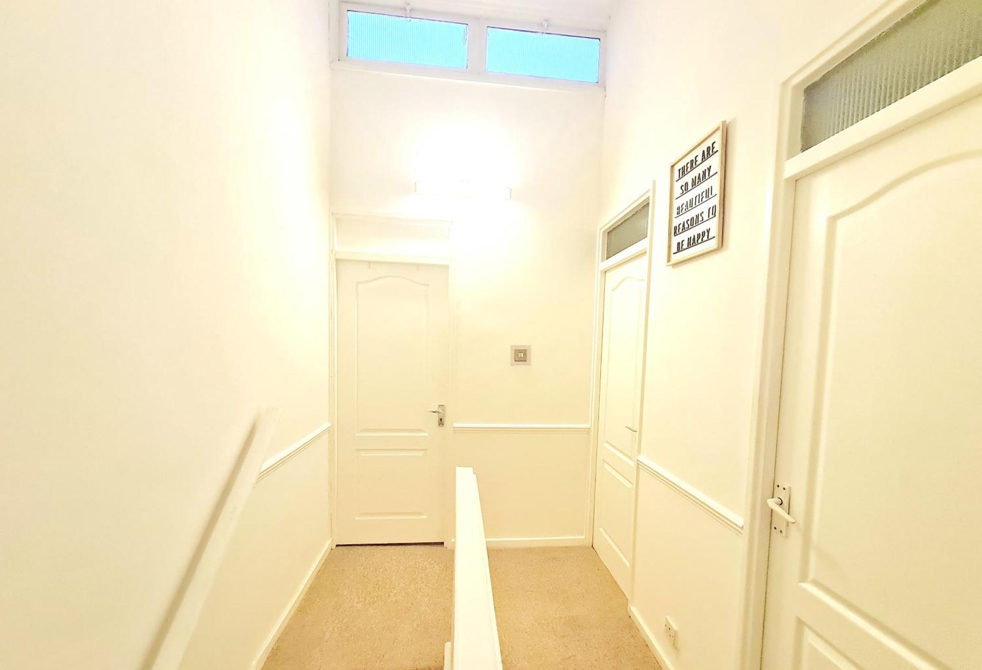 Cosy Luxurious 3 Bedroom House, Free Parking, Free Wifi, Private Garden, Free Netflix Havering المظهر الخارجي الصورة